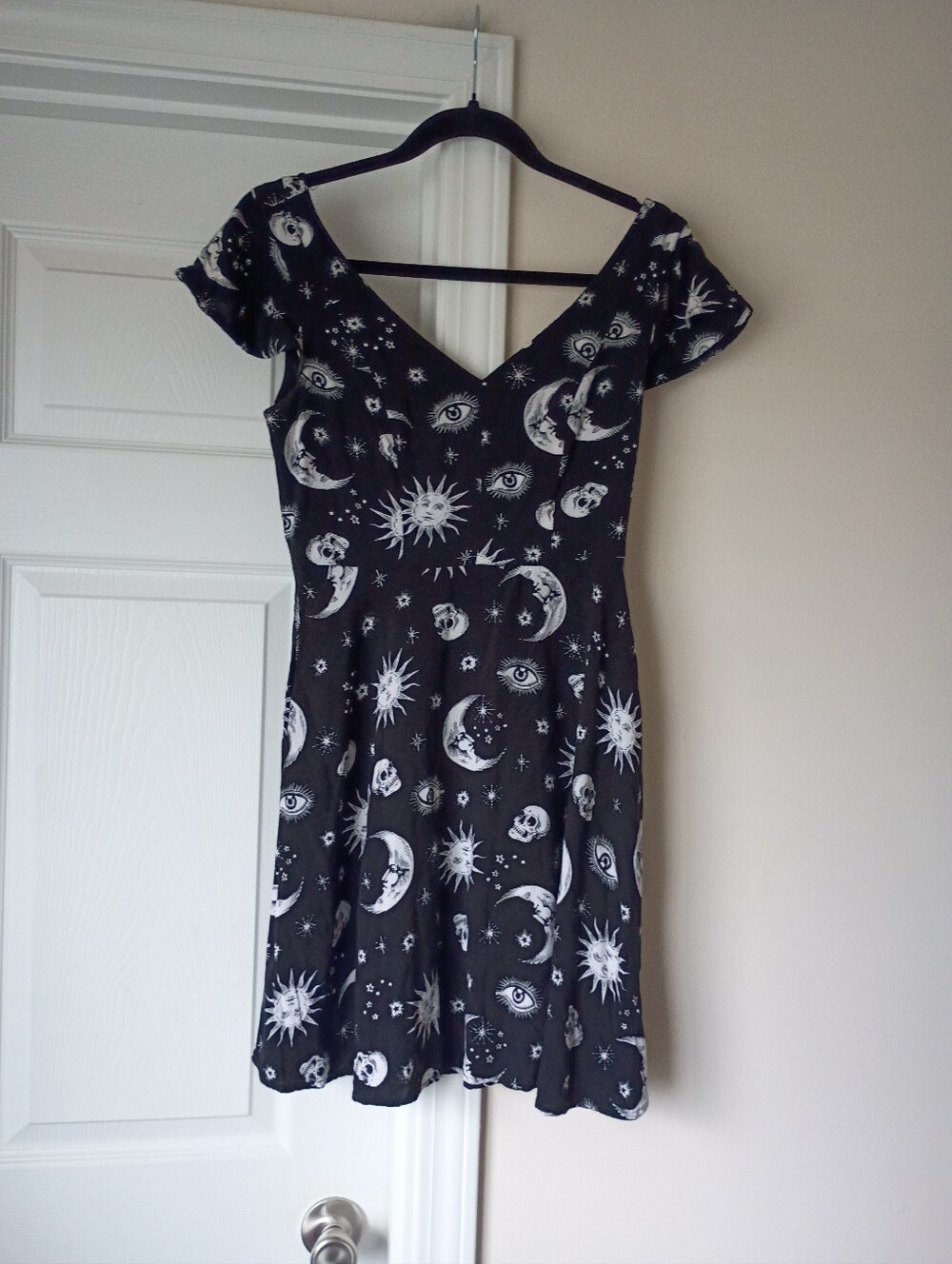 Hot Topic Celestial Print V-Neck Fit & Flare Dress - Black/White Rayon Size S